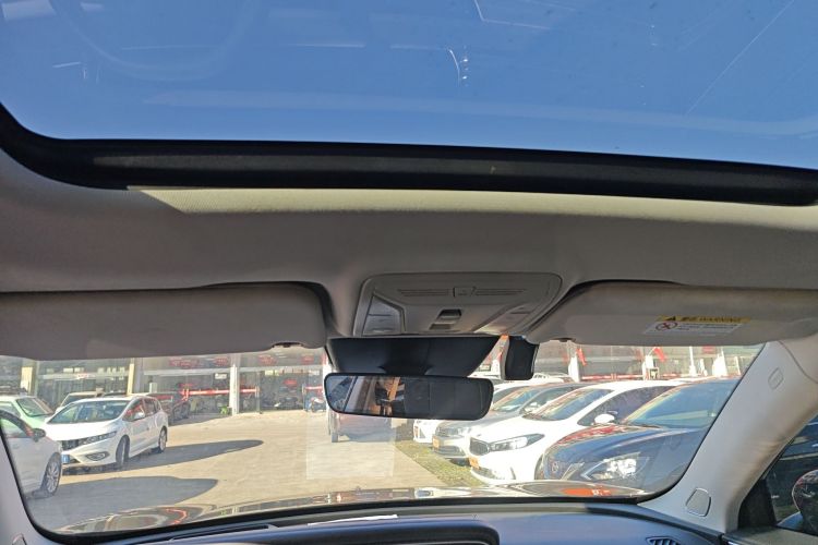 红旗HS5 2022款 2.0T 智联旗享版局部细节22