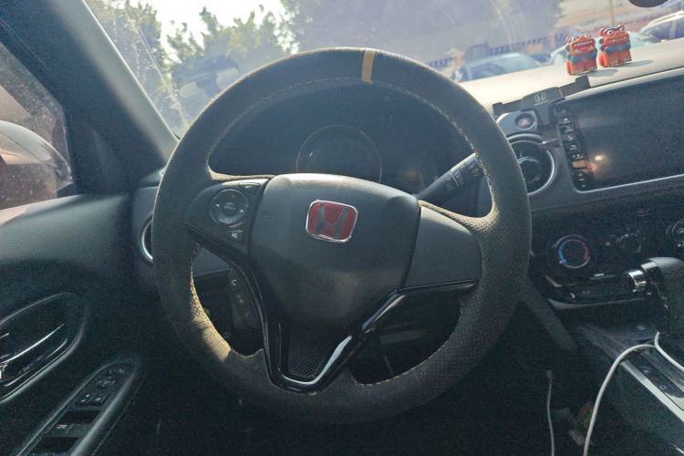 本田XR-V 2022款 1.5L CVT黑曜石版中控内饰13