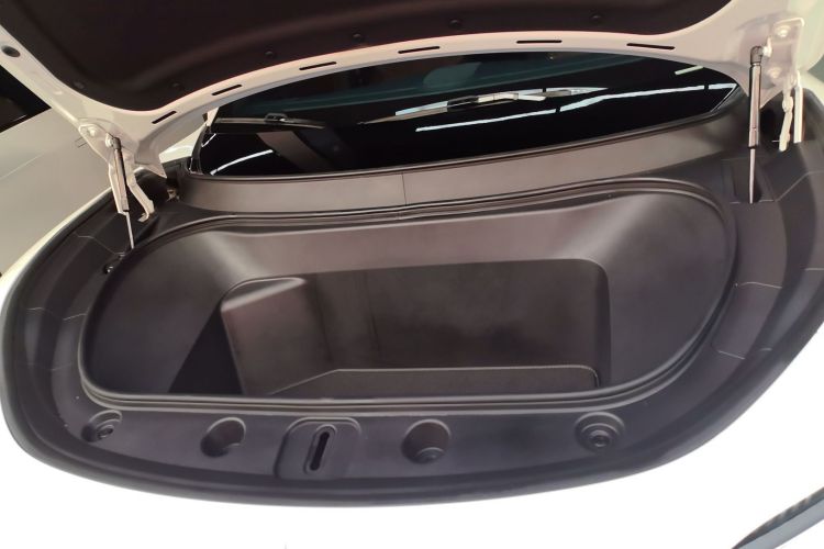 阿维塔11 2023款 鸿蒙 90度 后驱版机舱底盘24