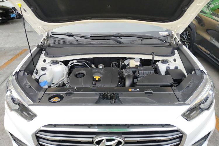 北京现代ix35 2019款 2.0L 自动两驱智勇·畅享版 国VI机舱底盘24