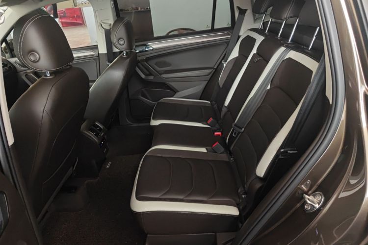 大众 途观L 2018款 330TSI 自动两驱豪华版中控内饰21