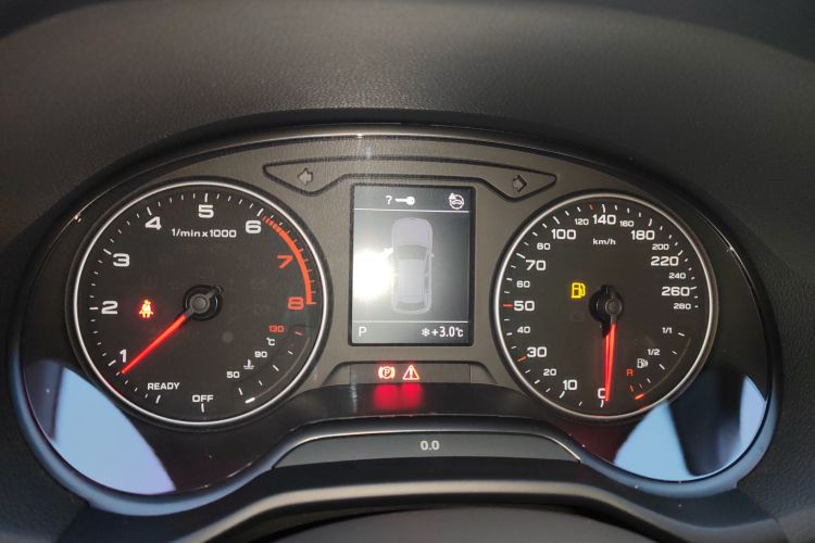 奥迪Q2L 2024款 35TFSI 时尚动感型中控内饰14