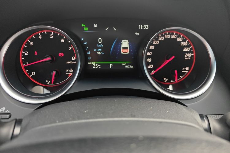 丰田 凯美瑞 2021款 2.0S 锋尚版中控内饰15