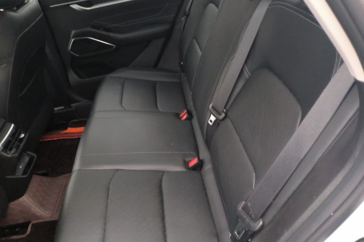 吉利汽车 帝豪 2023款 第4代冠军版 1.5L CVT豪华型中控内饰21