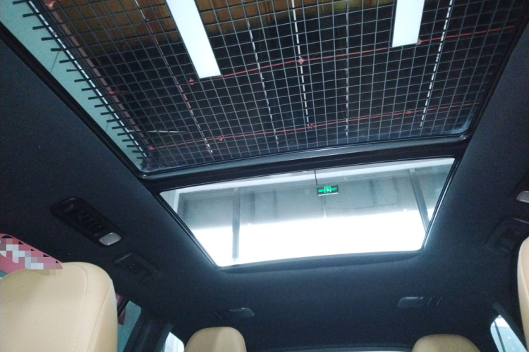 理想汽车 理想ONE 2021款 增程6座版局部细节22