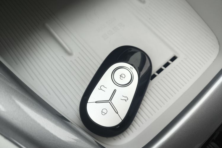 吉利银河 星愿 2025款 UP 410km 探索+版中控内饰11