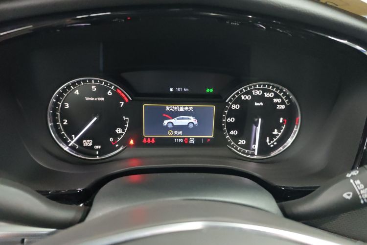 凯迪拉克XT5 2023款 2.0T 四驱尊贵型（至臻版）中控内饰14