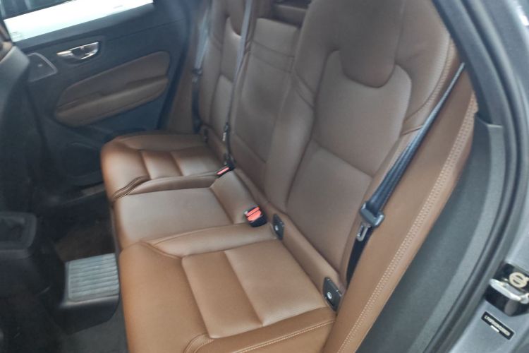 沃尔沃XC60新能源 2019款 T8 E驱混动 智尊豪华版 国V中控内饰21