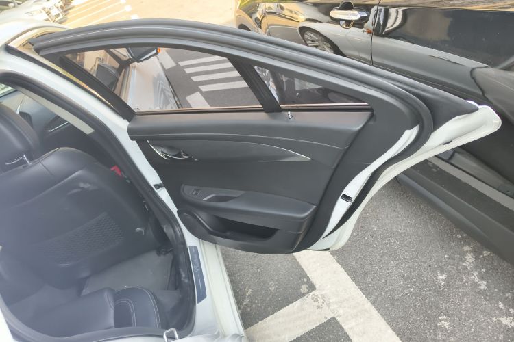 凯迪拉克ATS-L 2017款 28T 技术型中控内饰7006