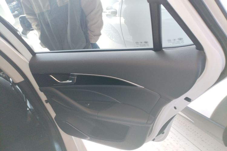 奔腾B70 2024款 龙腾版 1.5T 领跃型中控内饰45