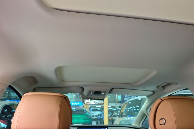 腾势D9 2024款 DM-i 980 四驱尊荣型中控内饰22