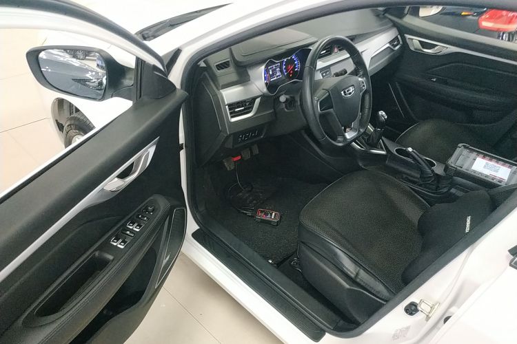 吉利汽车 远景 2020款 改款 1.5L 手动亚运版中控内饰7003