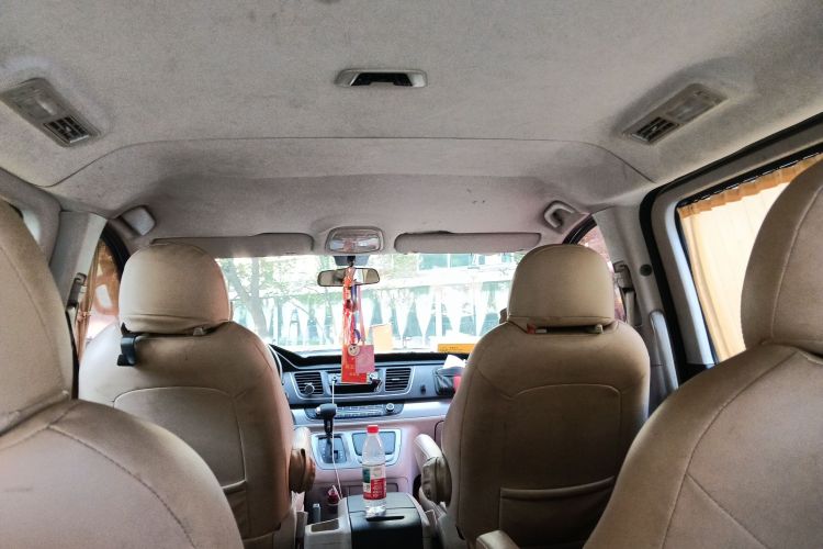 上汽大通MAXUS 大通G10 2014款 2.0T 自动精英版局部细节22