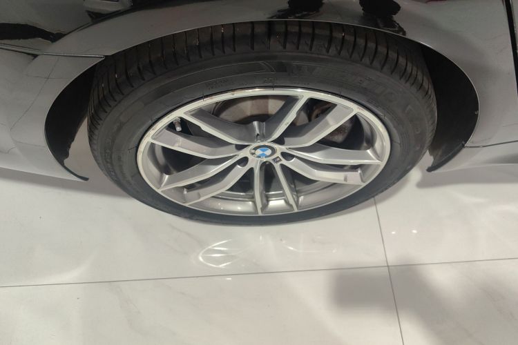 宝马5系 2020款 525Li M运动套装车身外观6008