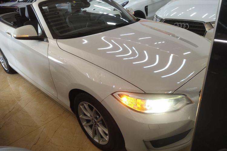 宝马2系(进口) 2015款 218i 敞篷轿跑车车身外观3