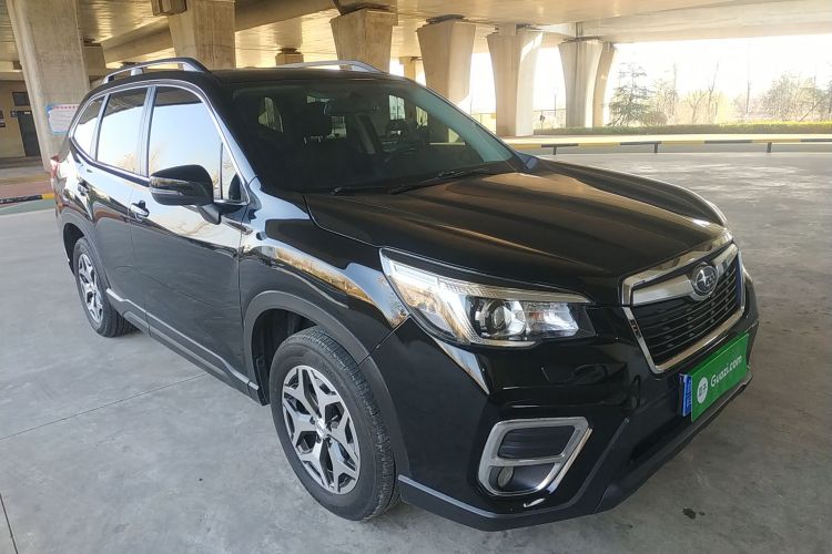 斯巴鲁 森林人 2020款 2.0i 豪华版车身外观3