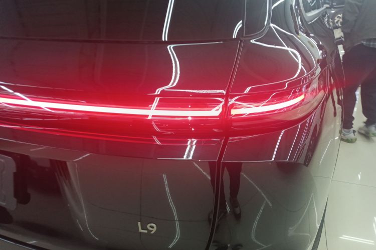 理想汽车 理想L9 2025款 Ultra 智能焕新版车身外观6006