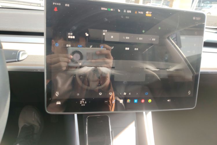 特斯拉 Model 3 2020款 改款 长续航后轮驱动版中控内饰16
