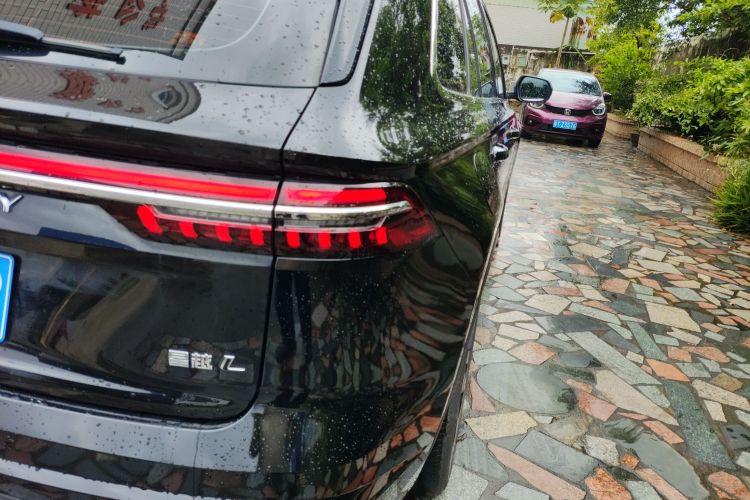 吉利汽车 星越L 2021款 2.0TD DCT EVO两驱尊贵型车身外观9