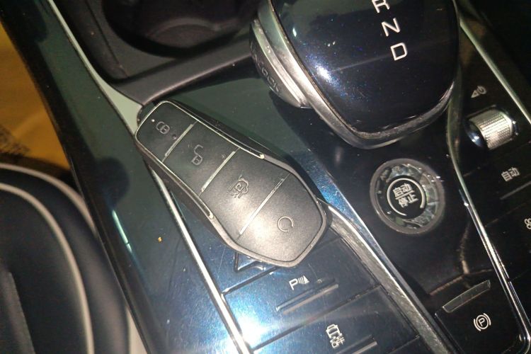 比亚迪 秦PLUS 2021款 EV 400KM 豪华型中控内饰7001