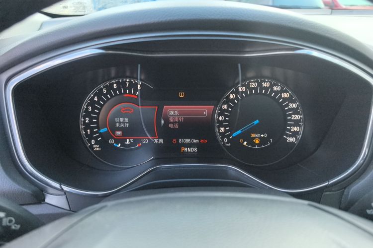 福特 蒙迪欧 2013款 2.0L GTDi240豪华运动型中控内饰14