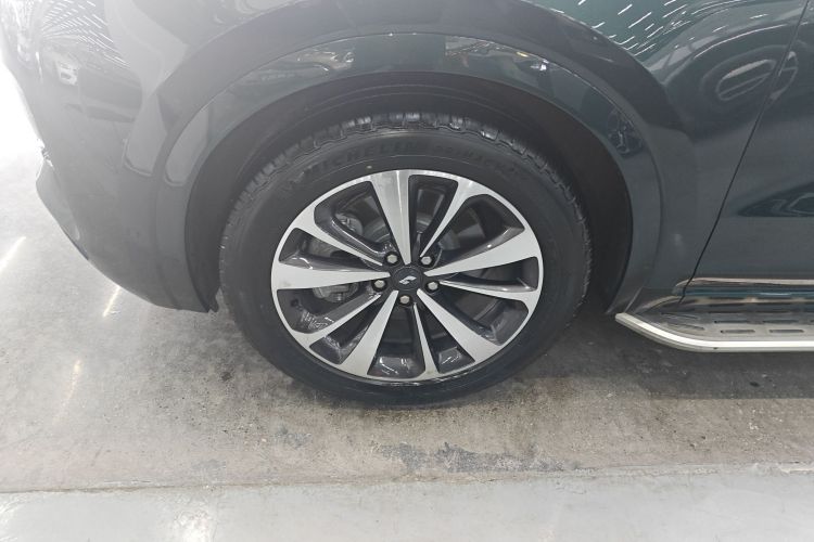 理想汽车 理想ONE 2021款 增程6座版车身外观6001