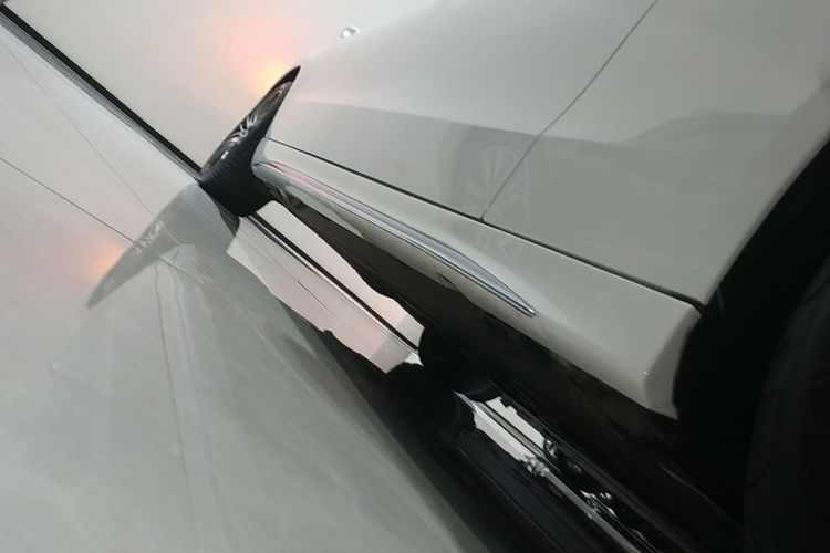 奔驰C级 2023款 改款 C 260 L 运动版机舱底盘29