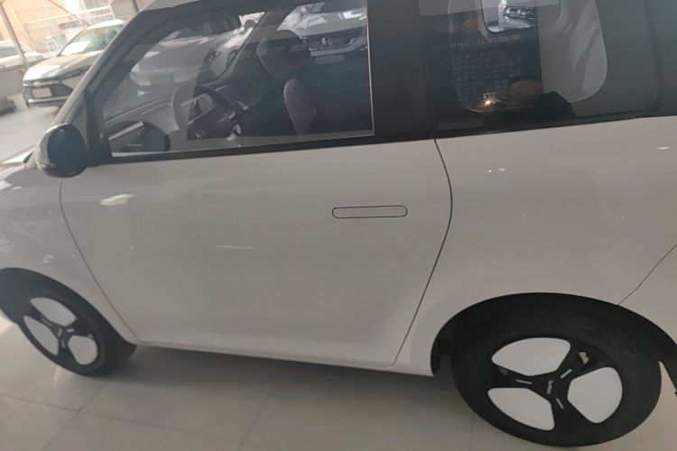 长安启源 长安Lumin 2022款 210km 香甜款车身外观4