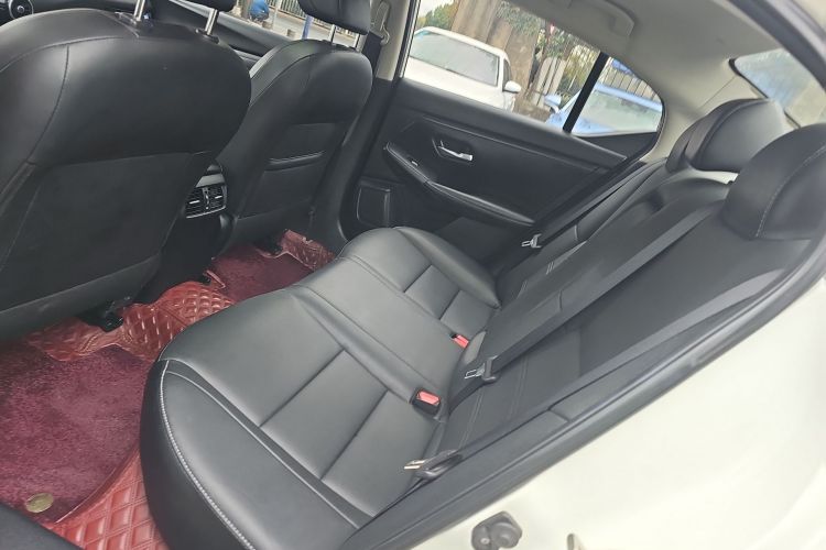 日产 轩逸 2020款 改款 1.6L XL CVT悦享版中控内饰21