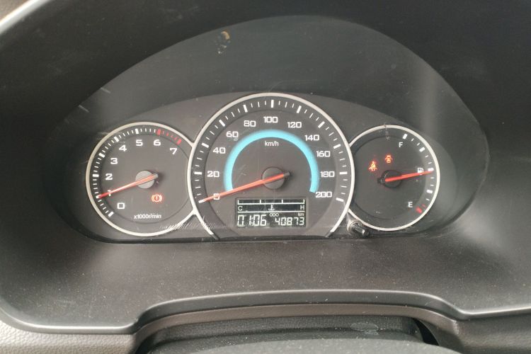 五菱汽车 五菱宏光V 2021款 1.5L劲享版LAR中控内饰14