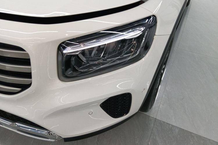 奔驰GLB 2024款 GLB 200 动感型局部细节36