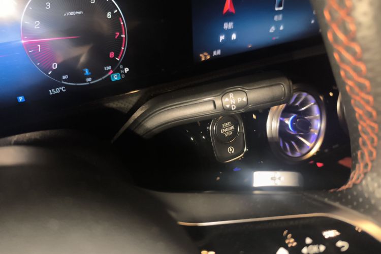 奔驰A级 2023款 A 200 L 时尚型中控内饰18