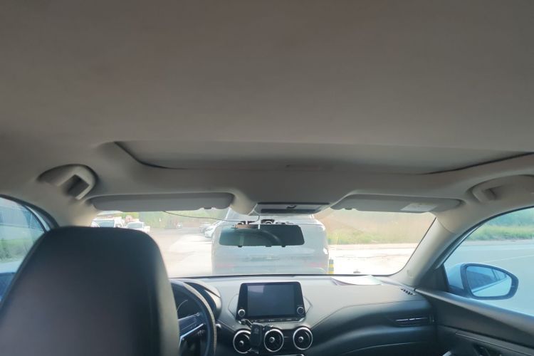 日产 轩逸 2020款 1.6L XL CVT悦享版中控内饰22