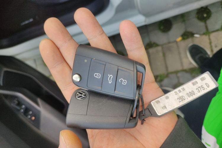 大众 朗逸 2025款 新锐 1.5L 出众新逸版中控内饰11