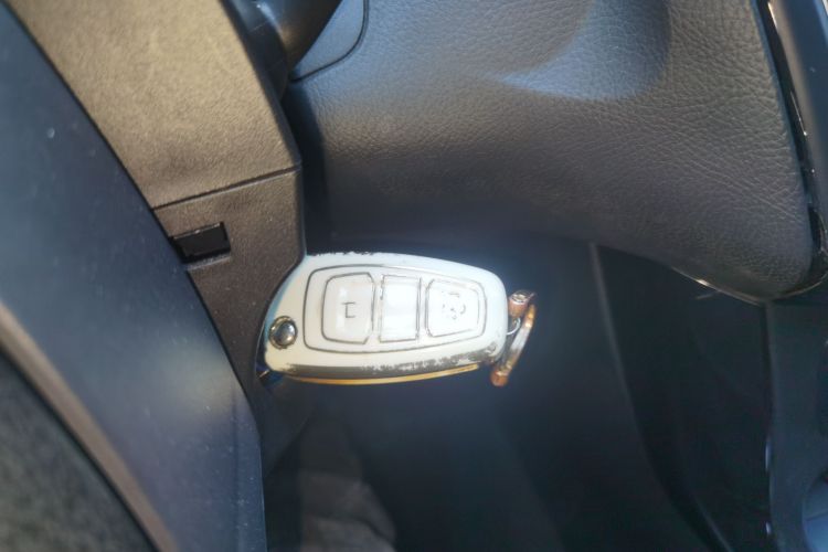 福特 福克斯 2017款 两厢 EcoBoost 180 自动精英型中控内饰11