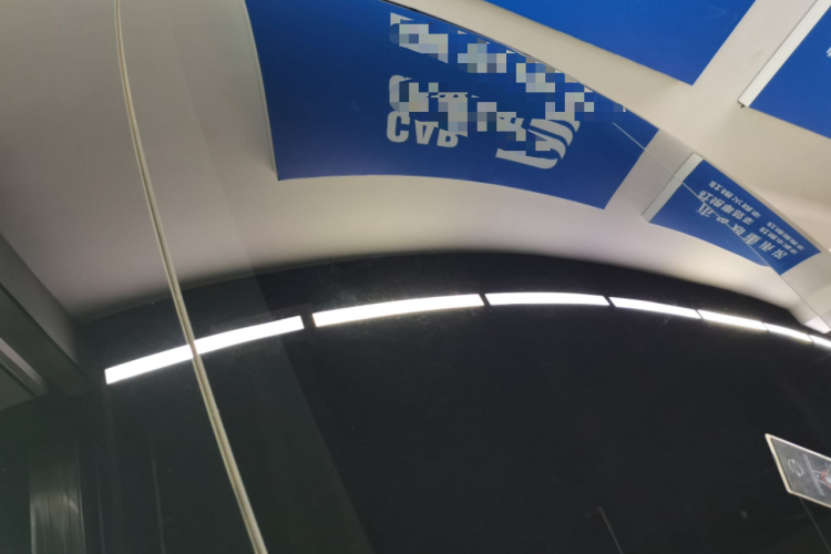 特斯拉 Model 3 2023款 后轮驱动版局部细节57