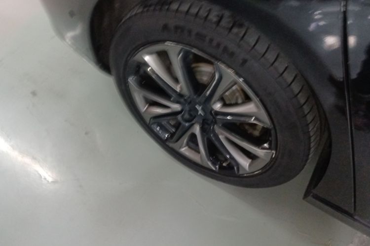 小鹏P7 2020款 670N车身外观6008