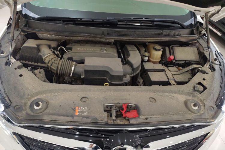 别克GL8 2022款 ES陆尊 653T 舒适型机舱底盘24