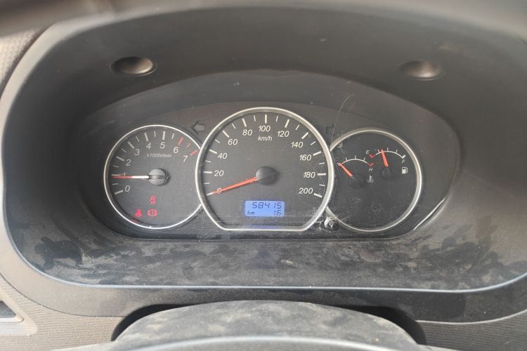 五菱汽车 五菱宏光 2016款 1.5L S舒适型中控内饰14