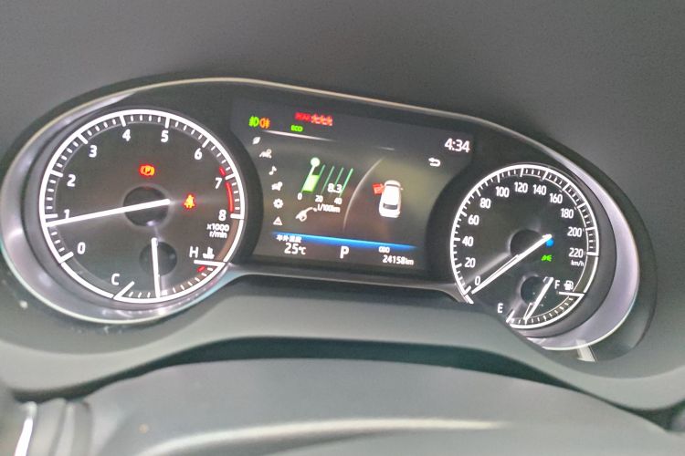 丰田 凌放HARRIER 2022款 2.0L CVT两驱尊享版中控内饰14