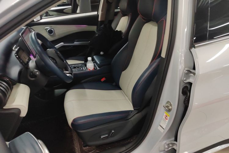 比亚迪 元PLUS 2022款 430KM 尊贵型局部细节19