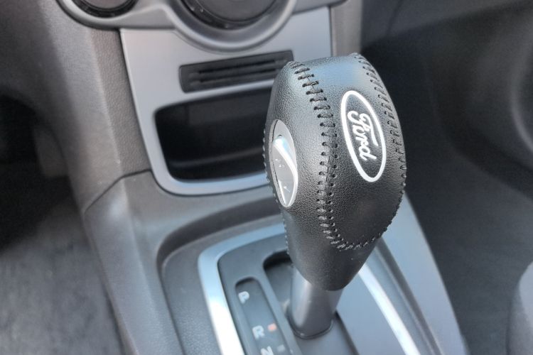 福特 嘉年华 2013款 两厢 1.5L 自动时尚型中控内饰18