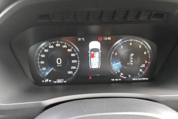 沃尔沃XC90 2015款 T6 智雅版 7座中控内饰14