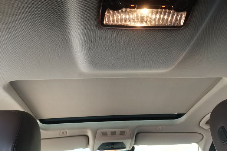 宝马5系 2014款 525Li 豪华设计套装中控内饰22