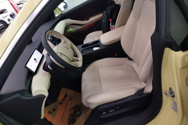 蔚来ET5 2024款 75kWh中控内饰19