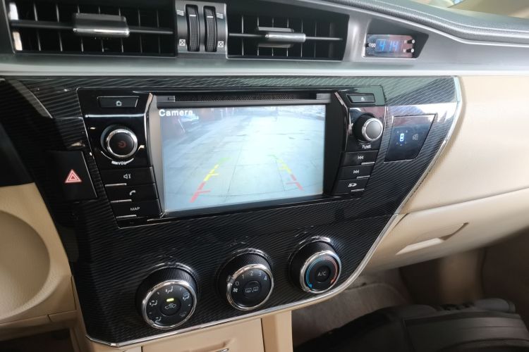 丰田 卡罗拉 2014款 1.6L CVT GL-i中控内饰16