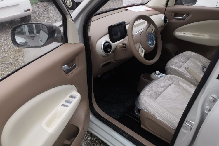 五菱汽车 宏光MINIEV 2025款 四门版 进阶款中控内饰20