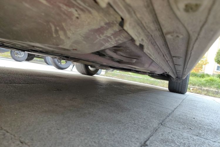 别克 君威 2017款 20T 豪华型局部细节9004