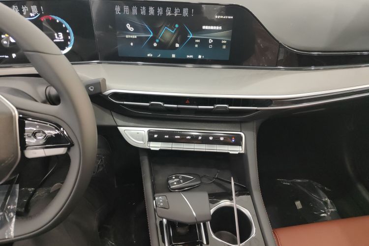 长安 逸动 2025款 PLUS 1.4T 双离合高能版中控内饰16