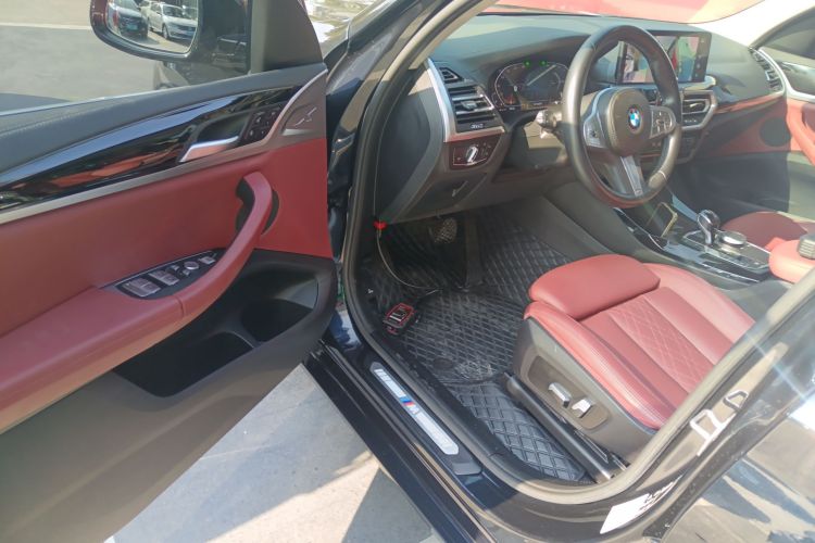 宝马X3 2022款 改款 xDrive25i M运动套装中控内饰7003